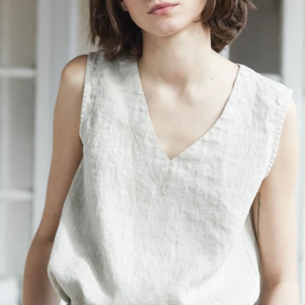 Not Perfect Linen Vienna tank top